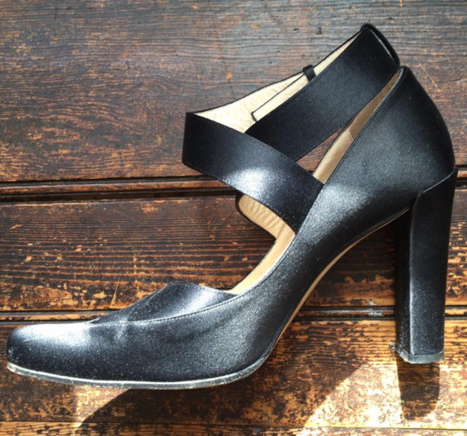 gucci by tom ford black satin ballet heels pumps shoes size 37