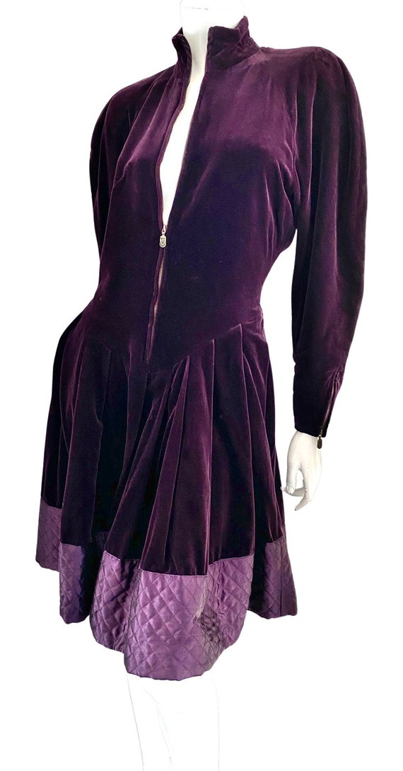 Vintage 1980s 80s Byblos Purple soft velvet velou… - image 3