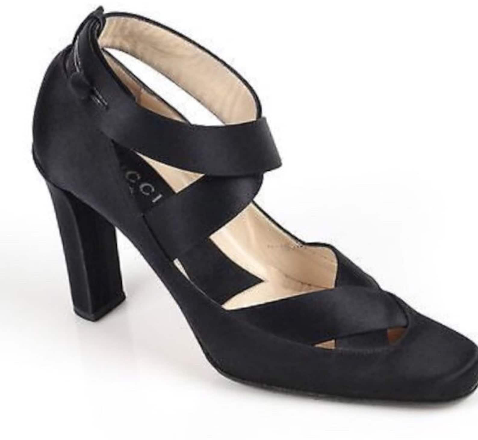 gucci by tom ford black satin ballet heels pumps shoes size 37