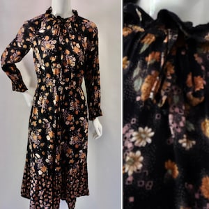 Vintage 1970s Floral Autumnal Midi Dress long sleeves , frill hem ruffle collar size uk8