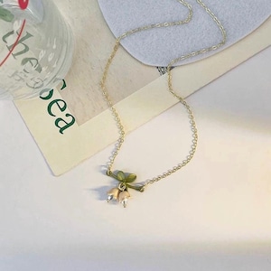 Green white flower Pearl Necklace lily of the valley