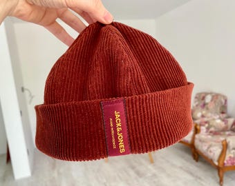 Vintage Style Corduroy Beanie: XL Brimless Skull Cap with Leather Strap