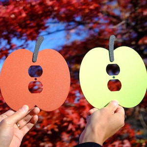 Apple Light Switch Cover, Fall Harvest Wall Plate, Fruit Outlet Cover, Farmhouse Kitchen, Nursery Room Decor, Autumn Decor, Red Apple Charm