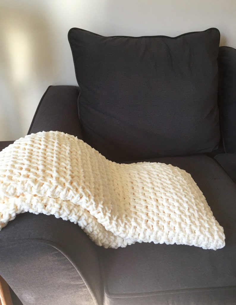 Chunky Crochet Blanket in Fisherman Cream Chenille