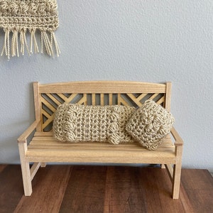 Crochet Pattern, Dollhouse Pillows, 2 sizes, 1:12 scale miniature image 3