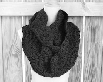 Crochet Pattern Infinity Scarf, Crochet Infinity Scarf, Circle Scarf Fan Pattern Instant Download PDF