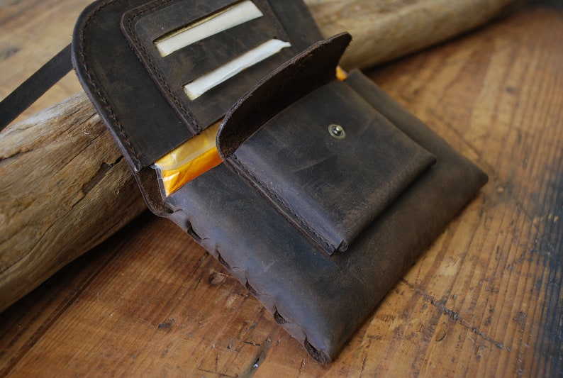 Blague à tabac en cuir marron foncé leather tobacco pouch image 4