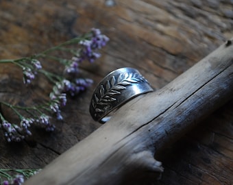 Sterling silver ring T56.5 handcrafted botanical jewel fern