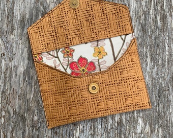 Little Basketweave Embossed leather clutch with Flowers