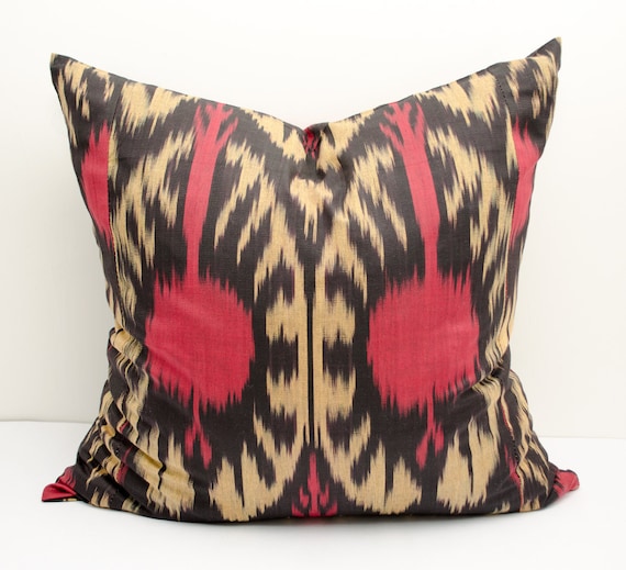 20x20 Red Cream Black Ikat Pillow Cover Ikat Pillows Ikat Etsy