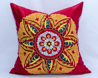 Red Silk Embroidery Suzani pillow cover handmade traditional Uzbekistan decorative cushion of Medallion Turkish Bukhara Asian Style for SALE