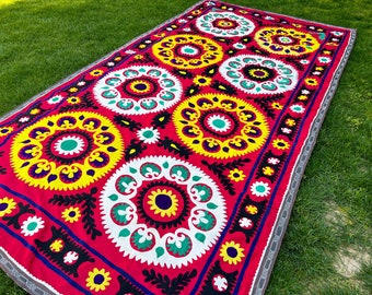 Large Vintage Uzbek Suzani Wall Hanging Silk embroidery Collectable Suzani bed cover Turkish Asian red green yellow floral Antique Rare find