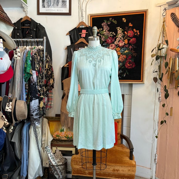 vintage 80's sea green silk dress with lace