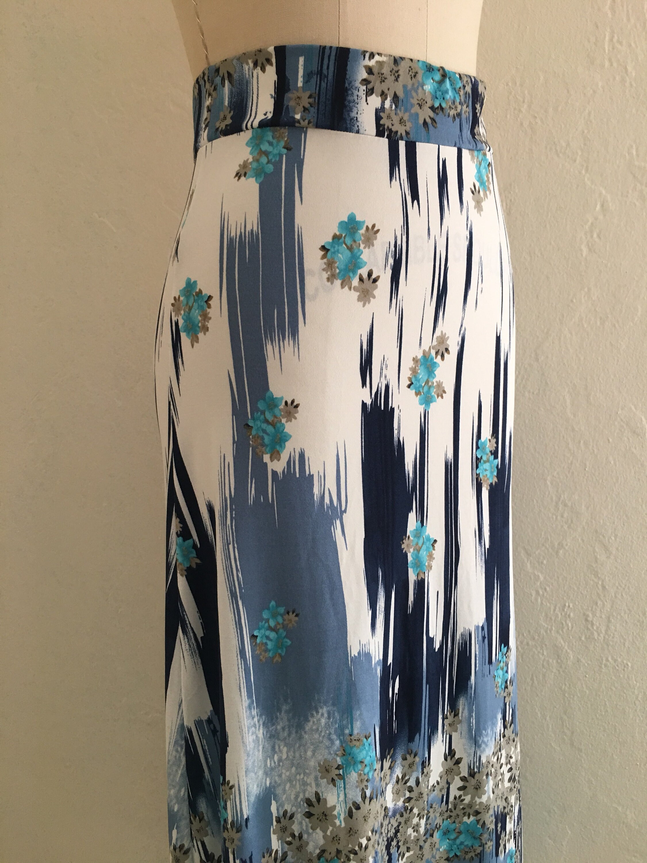 vintage 70's floral maxi skirt // fitted maxi skirt