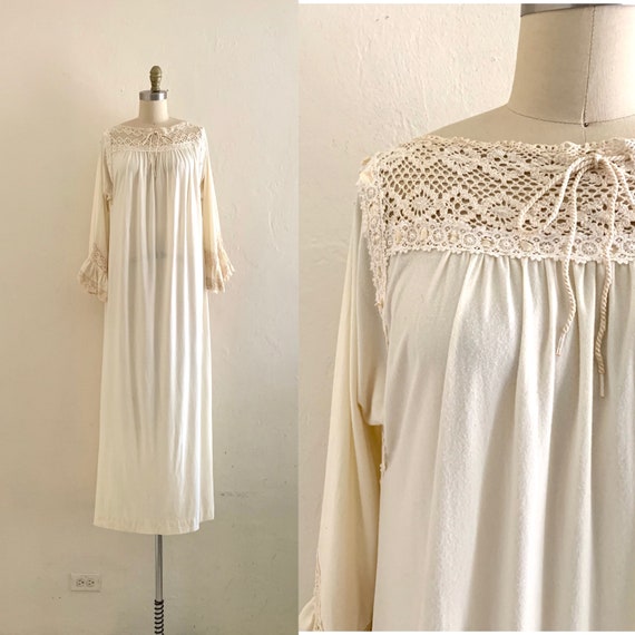 vintage 70's christian dior night gown / cream boh