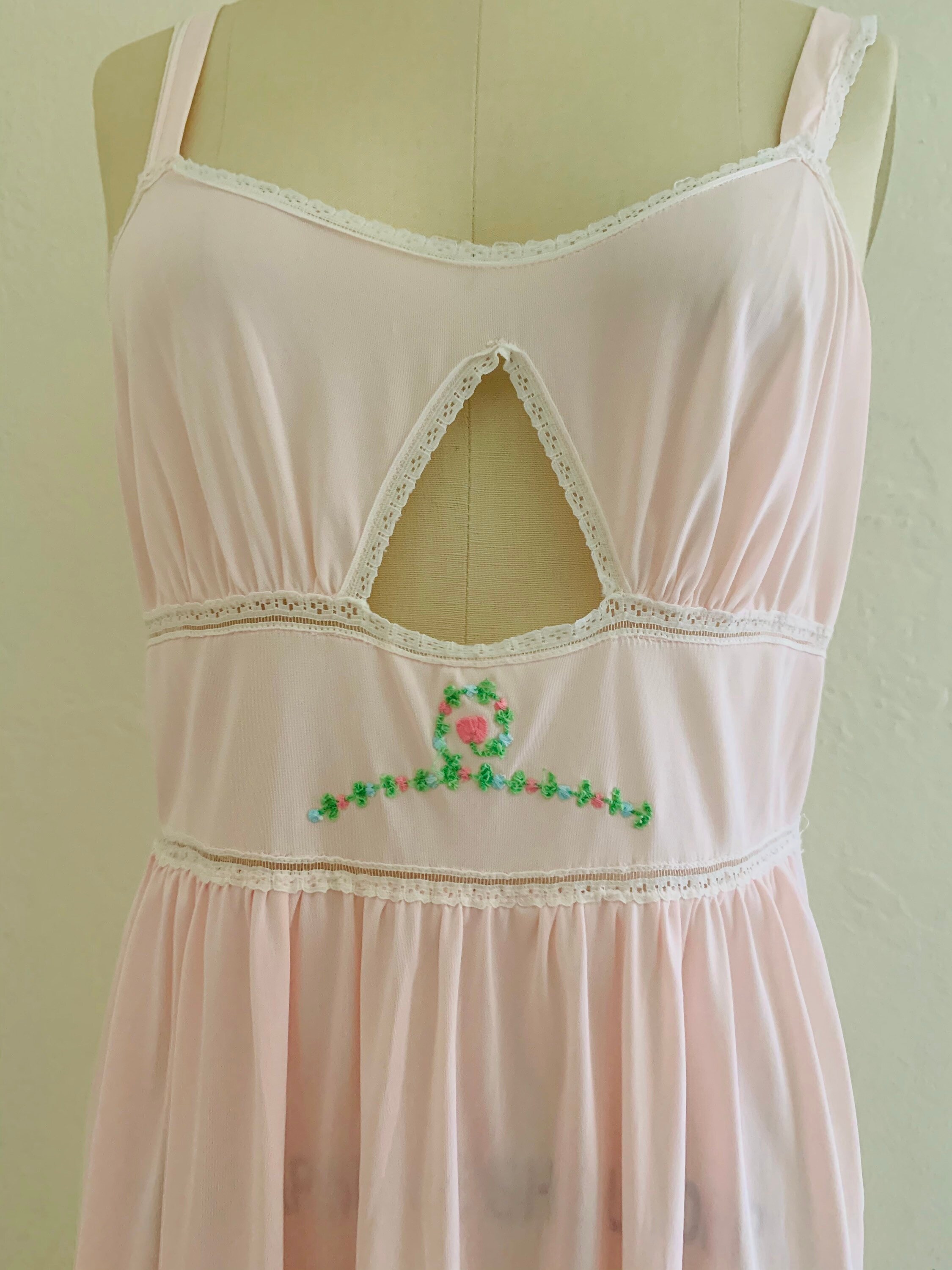 vintage 60's pink night gown // pink embroidered lace nightie