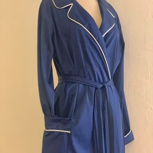 vintage 80's navy tassel robe // dressing gown image 3