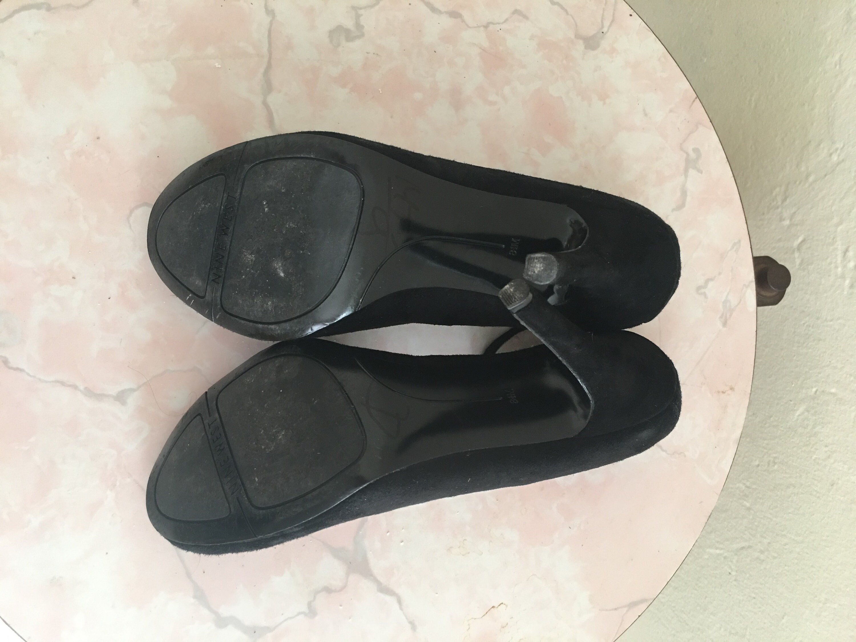 vintage 90's black leather ankle strap heel // shoe size 8.5 39