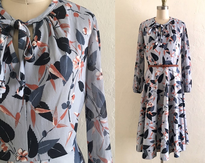 vintage 70's blue leaf print fall dress