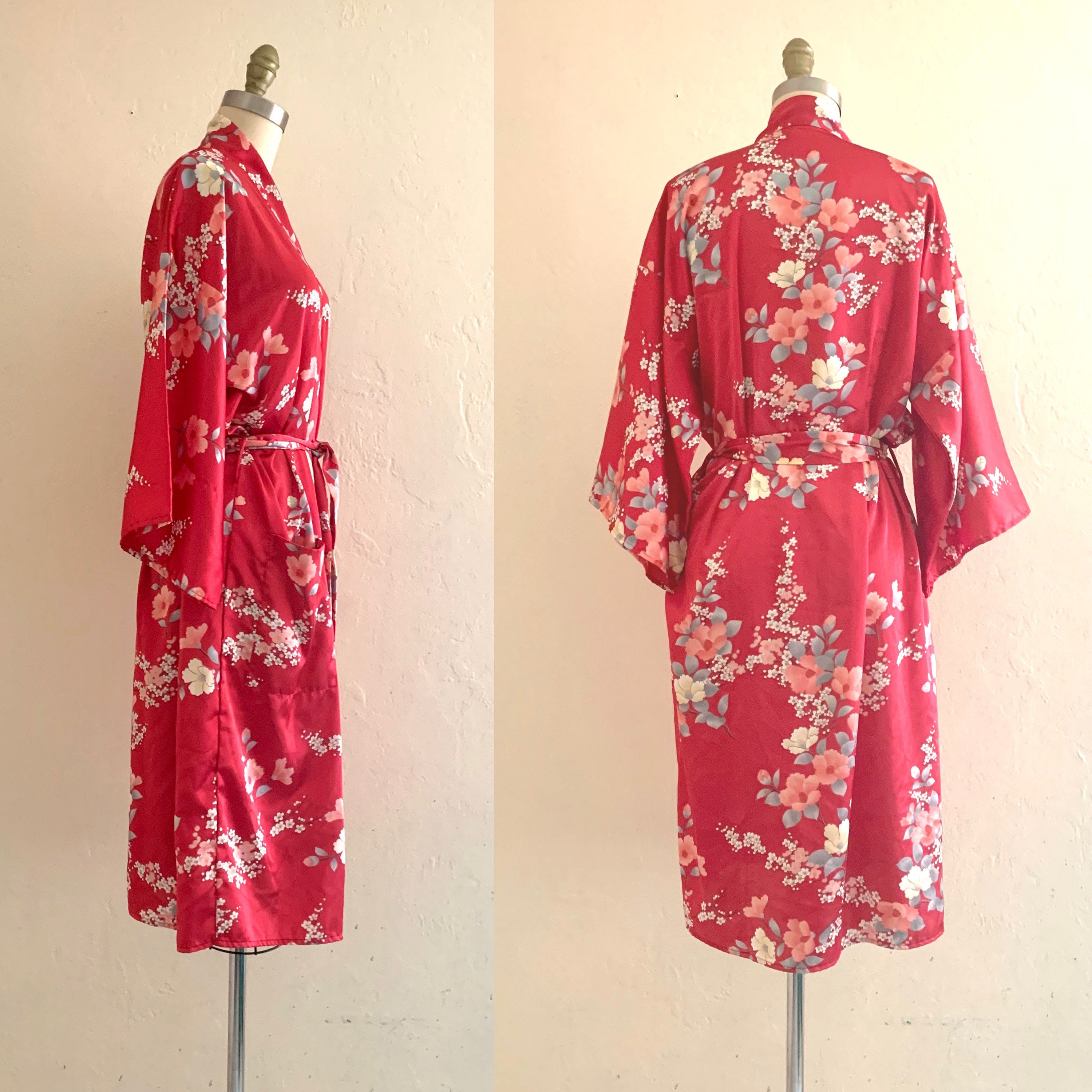vintage floral robe with pockets // japanese robe // dressing gown