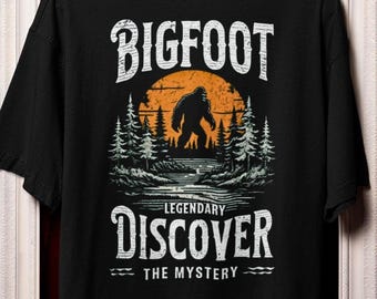 Bigfoot T-shirt | Unisex Comfort Colors T-shirt för naturälskare, Bigfoot T-shirt, presenter för friluftsentusiaster, Bigfoot T-shirt, Bigfoot-present
