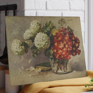 Elegant Floral Glass Cutting Board Kitchen Decor Gift for Home Cook Housewarming Gift Wedding Gift Botanical Kitchen Decor Charcuterie Board