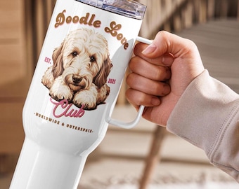 Doodle Love Club Becher, Reisebecher mit Henkel, Doodle Mug, Goldendoodle Becher, Doodle Mom Geschenk, Hundeliebhaber Geschenk, Geschenk für Doodle Momma, Doodle
