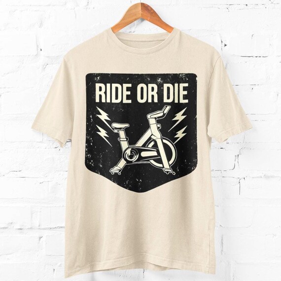 Ride or Die ユニセックス コンフォートカラー Tシャツ、サイクリスト