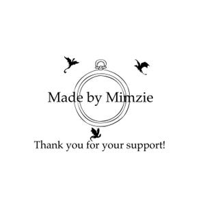 Może przedstawiać: Białe tło z czarnym okrągłym wzorem z tekstem "Made by Mimzie" i "Thank you for your support!" Trzy czarne sylwetki smok&oacute;w otaczają okrąg.