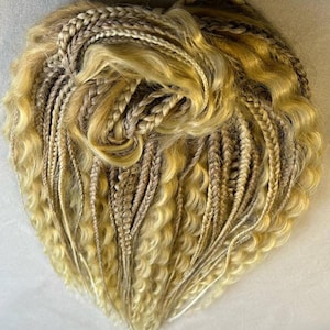 Wheat Blond Handmade Double ended Dreadlocks, Blonde Synthetic Hair Extensions, DE or SE Wavy Dreads, Blond Curly Hairs, Natural Blond Curls