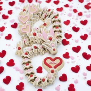 Heart Cookie Dragon Customizable – 3D Printed Articulated Fidget Toy | Adorable, Flexible Design with Personalized Name & Heart Cookie Gift