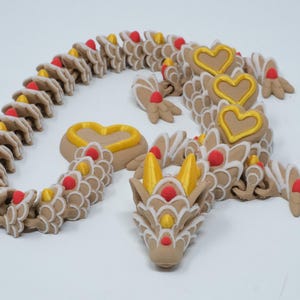 Golden Heart Cookie Dragon – 3D Printed Articulated Fidget Toy