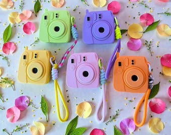 Porte-clés Instax Mini photo inspiré d'un appareil photo Polaroid | Porte-clés avec cadre photo imprimé en 3D | Joli cadeau porte-clés à mémoire de forme