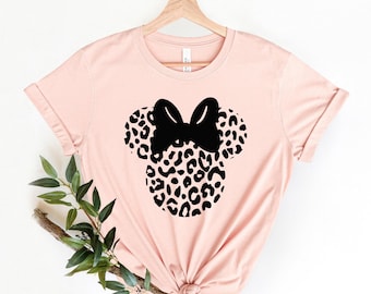 Camiseta de leopardo de Mickey Minnie, camiseta de Animal Kingdom, camiseta de Mickey Minnie Mouse de safari, camiseta de leopardo de safari, camisetas de Disney, camiseta de Magic Kingdom