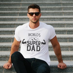 スーパーパパのレトロコミックスタイルTシャツ、スーパーヒーローの父の日ギフトTシャツ、ユニセックスジャージーシャツ、彼へのギフト、妻からのギフト、最高のパパ