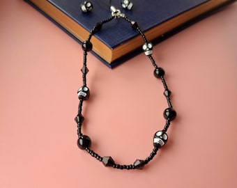 Black Phone Charm: Emo Gothic Skull Charm