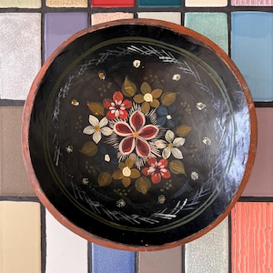 Vintage Hand-painted Folk Art Floral Shallow Decorative Wooden Bowl