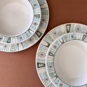 Vintage MCM Atomic 1950s Taylorstone &quot;Cathay&quot; Dinner Plates and Bowls