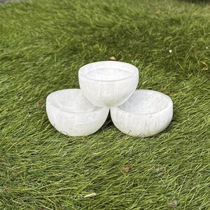 2 inch natural selenite crystal gemstone charging and cleansing bowl decor