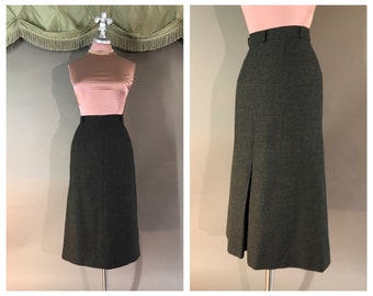 flowy skirt 50s