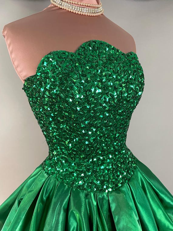 RESERVED Vintage 1980s Green Petunia Print Dress