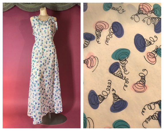 1950s nightgown vintage 50s NOVELTY PRINT SPRINGS
