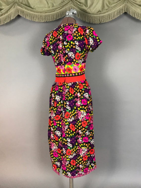 1960s dress vintage 60s DAYGLO FLORAL bright bord… - image 10