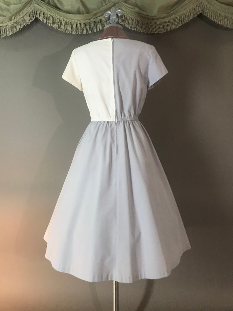 80s dress 1980s vintage TWO TONE GRAY white fit and flare cotton full skirt dress