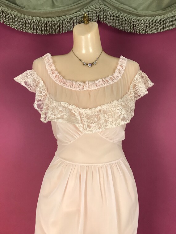 1950s nightgown vintage 50s SHEER PINK NYLON lace… - image 4