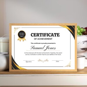Elegant zwartgouden certificaat voor prestatie, luxe erkenningsdiploma, aanpasbare tekst, afstudeercadeau, premiumkwaliteit