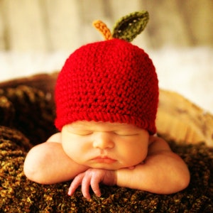 Baby APPLE Hat CROCHET PATTERN in 5 sizes 0-10 years, Baby Child An Apple a Day