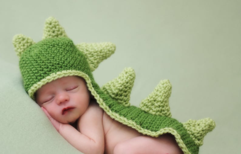 New SIZES Dinosaur Baby CROCHET PATTERN Easy Hat with Tail and Horns image 3