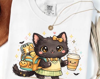Słodki czarny kot w formacie PNG, projekt koszulki dla nauczyciela na powrót do szkoły, plik do sublimacji kawy z upiornym kotem, clipart kawaii dla przedszkolaka
