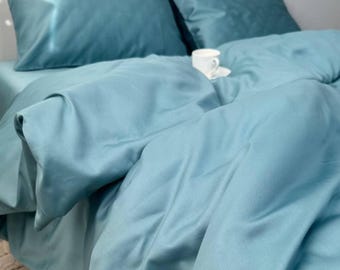 Azure Satin Bedding Set, 100% Cotton Bed Linen, 4 Piece Set for Queen or King Size Beds, Luxury Hotel Style